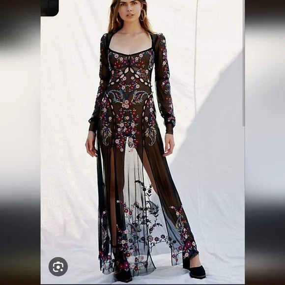 For Love And Lemons Dresses & Skirts - For Love and Lemons Maxi Dress